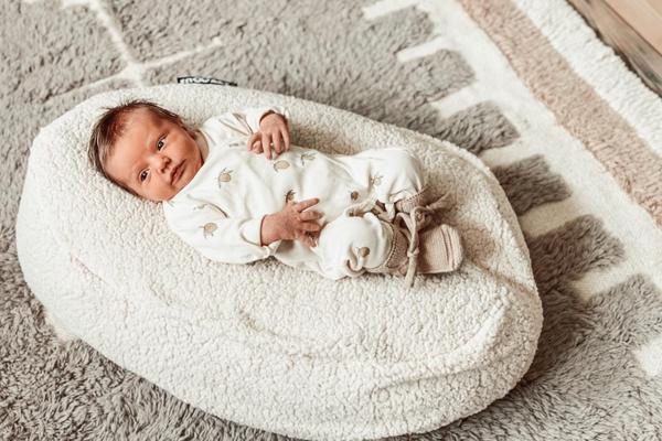 Babynestje-relaxhoes-snoozzz