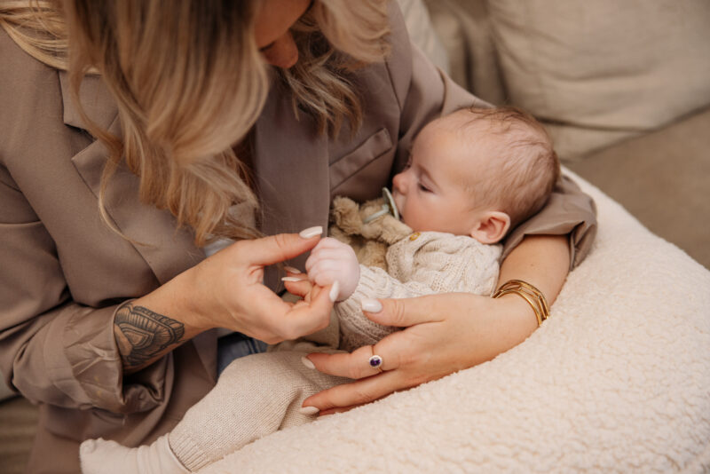 Voedingskussen Small Teddy Natural - 画像 (7)