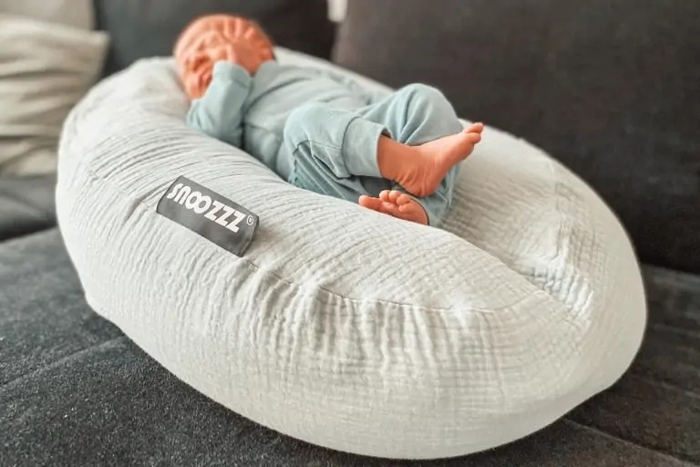 Relaxhoes pasgeboren baby Relaxhoes pasgeboren baby